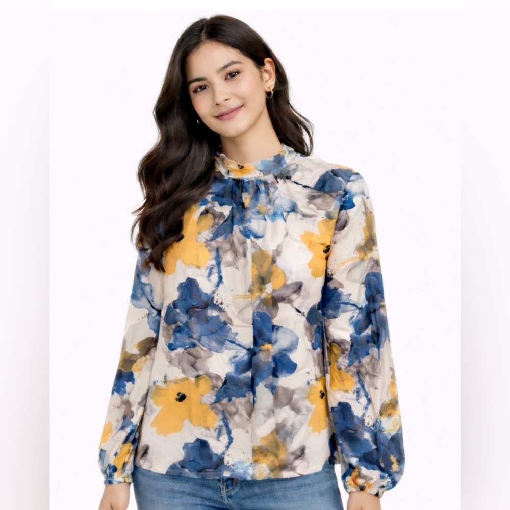 NWT Women's Boutique Watercolor Floral Blouse White Blue Yellow Size S